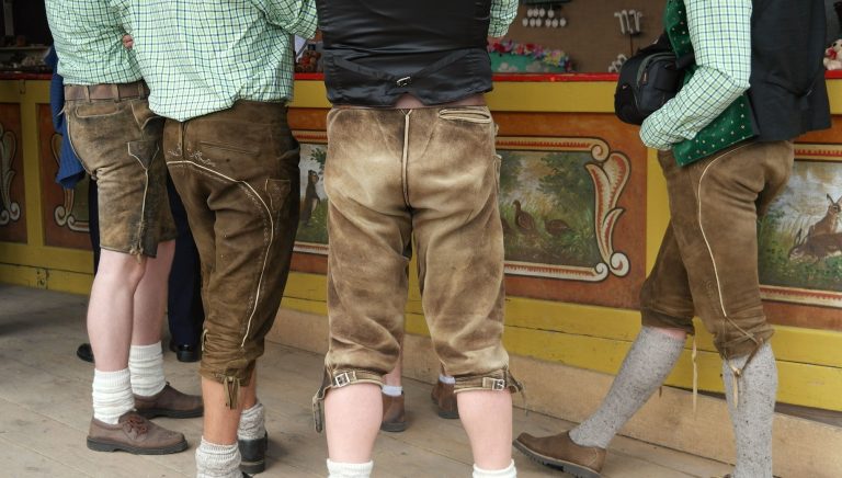 Zieht den Bayern die Lederhosen aus!