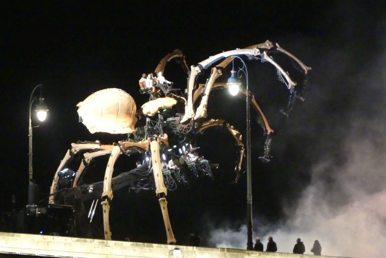 Die Macht der Mythen – Toulouse zwischen Albtraum und Weltraum