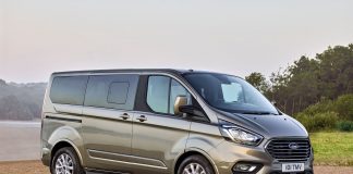 Der Tourneo Custom ist ein Profi für den Shuttle-Verkehr – Ford hat die Technik des großen Kombis erweitert und verbessert Ford Tourneo Custom