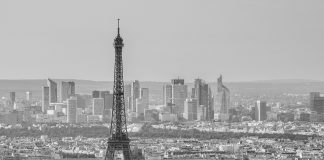 Macron démission! – Proteste in Paris