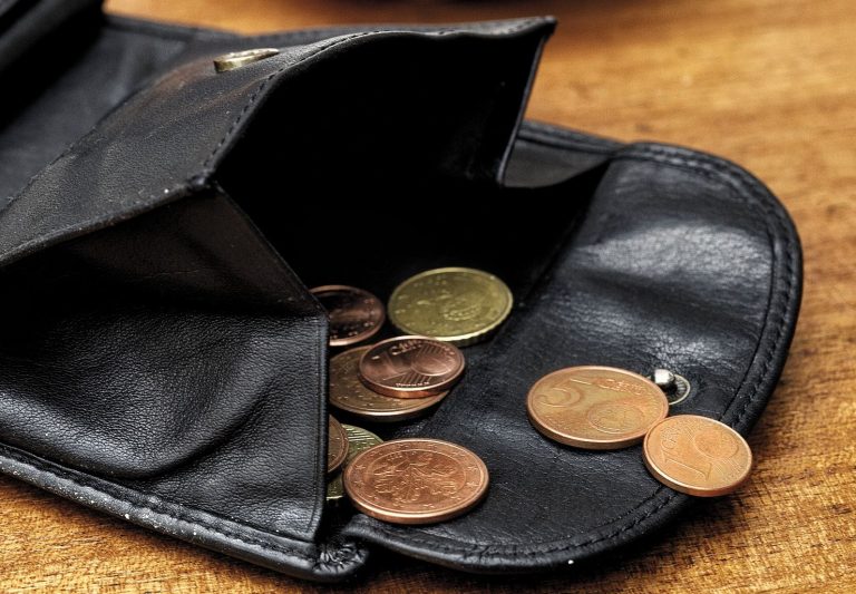 Kleiner Preisanstieg und großer Lohnanstieg oder umgekehrt?