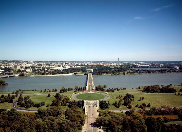 Syrien: Aufzug, Abzug, Umzug? – Hauen und Stechen im Pentagon und am Potomac