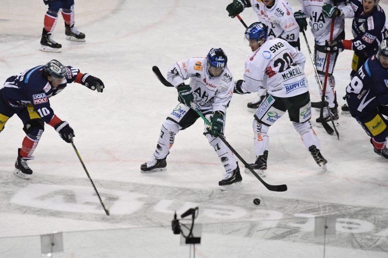 Auswärtssieg für Augsburg – Panther gewinnen gegen Eisbären