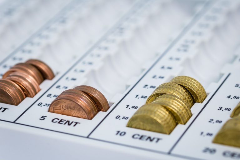 Kopf und Kasse leer? Bruchlandung! – Flugzeuge von Germania am Boden – Ohne Moos nix los oder Germania-Gesellschaften beantragt Insolvenz