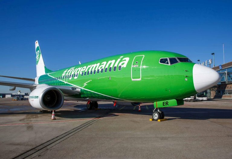 Blaumachen bei der Fluggesellschaft mit dem grünen Logo? – Lohnarbeiter bei Germania warten auf Geld, Geschäftsführung will Gehälter später auszahlen