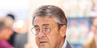 Sigmar Gabriel (SPD) droht Deutschen mit neuer Agenda und orakelt über die Merkel-Regierung