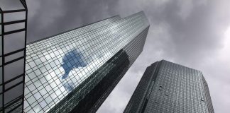 Wetten gegen die Deutsche Bank AG