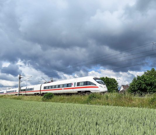Höchste Eisenbahn? Hahaha! – Pünktlichkeit bei der DB AG sinkt weiter