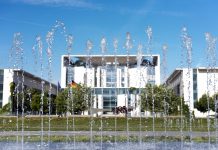 Regierungskrise: Nicht zwischen, sondern in den Koalitionsparteien herrscht Krieg