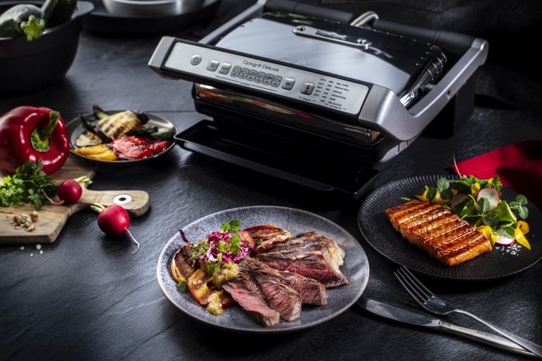 Starke Steaks auf die Sekunde genau – Der Optigrill „Deluxe“ von Tefal passt in jede Küche