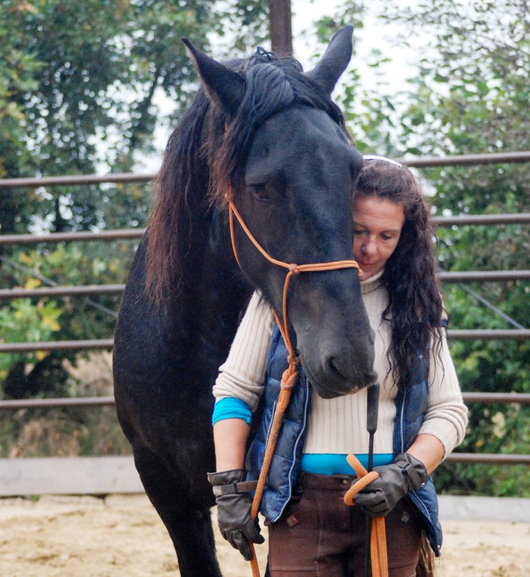 Sensibilisierungstraining für darstellende Künstler – Elma Esrig im WELTEXPRESS-Exklusivinterview