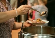 Regierungsbericht: Immer mehr Arme – und reichere Reiche