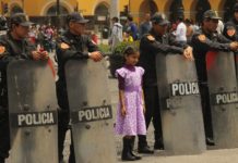 Der peruanische Kongress wird in der nächsten Stunde über ein Amtsenthebungsverfahren gegen Präsidentin Dina Boluarte beraten