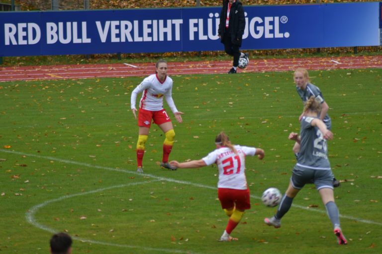RB Leipzig zieht erstmals ins Achtelfinale des DFB -Pokals ein
