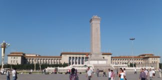 Paroli aus Peking – VSA sollen mit Vasallenstaaten Verantwortung für Ukraine-Krise übernehmen