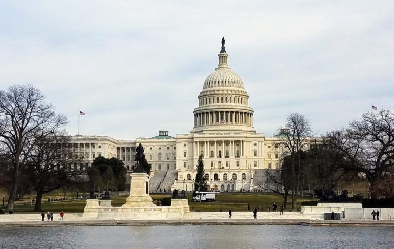 Von Belgrad bis Washington: Sturm auf Parlamente