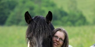 Was ist gegenseitiges Vertrauen in der Beziehung zum Pferd? – Lisa Spitzer im Gespräch mit Bernd Paschel