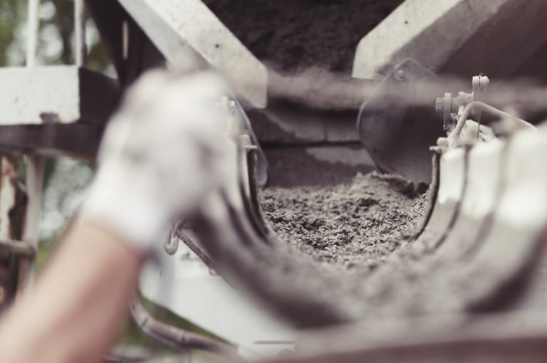 Die Beton-Frage der Berlinale 2024 und Antworten von Victor Kossakovsky