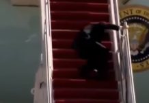 Über den „offensichtlich an Demenz erkrankten Joseph Biden“ wurde im WELTEXPRESS bereits 2020 geschrieben. Mehr denn je scheinen das auch Lohnarbeiter der Lücken- und Lügenmedien zu merken und mittzuteilen