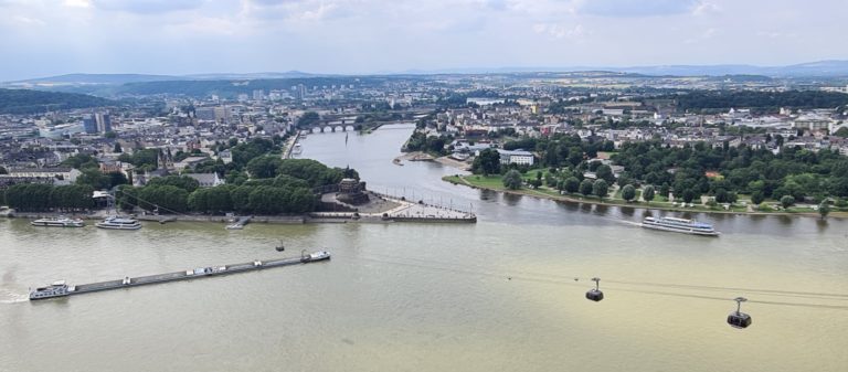 Hayalali in Koblenz? – Hielt Dunja Hayali im Koblenzer Stadttheater eine Festrede oder schüttete sie einen Topf voller Tiraden aus?