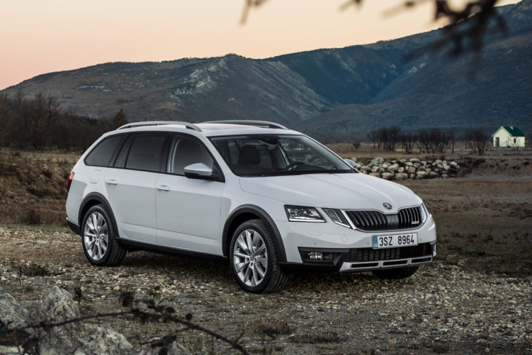 Den Octavia gibt es auch als Scout – Der Bestseller von Skoda tritt wieder als Crossover-Kombi an