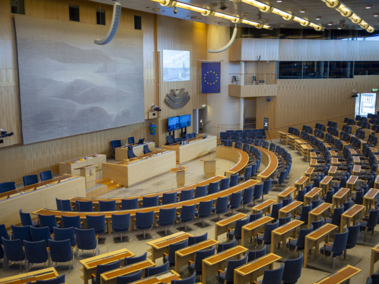 Magdalena Andersson, Ministerpräsidentin für ein paar Stunden oder Tohuwabohu in Stockholm – Sozen und Grüne geben sich in Schweden der Lächerlichkeit preis