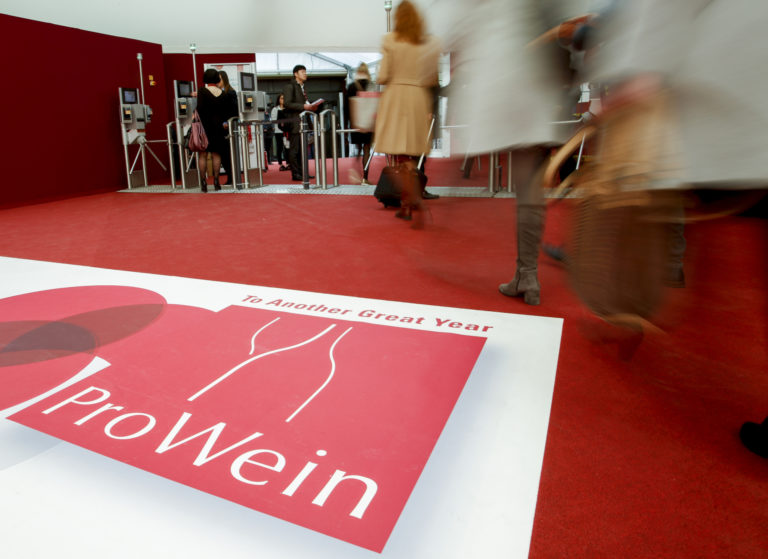 Auf Wohl und Wehe oder Ausstellen und ausschenken auf der Pro-Wein-Messe in Düsseldorf