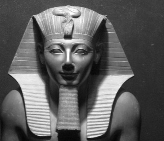 Geste anrührender Zärtlichkeit – Serie: Kunst- und Naturschätze in Ägypten (Teil 5/8)