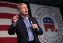 War Lindsey Graham „ein beinahe karikaturenhaft böser Mensch“, „ein höllisch schlechter Mensch“, „ein widerwärtiger Mensch“, ja, „ein Monster“?
