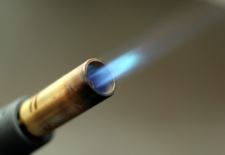 Lug und Trug von üblen Sozen, Olivgrünen und Besserverdienenden der üblichen Einheitsparteien zur Gas-Umlage genannten Kriegssteuer mit Märchensteuer