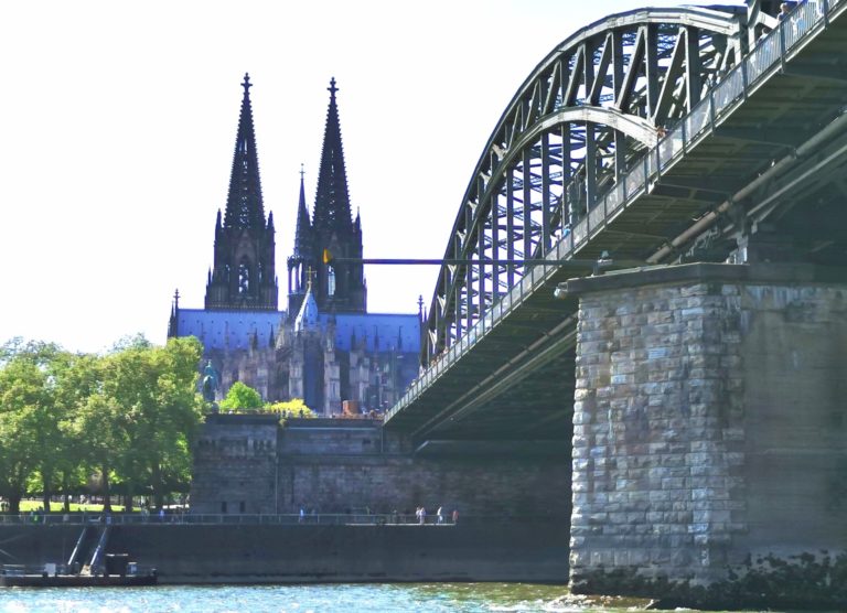 Immer noch keine Nordsee am Kölner Dom oder Der „Spiegel“, Hetzblatt und Lügenpresse?