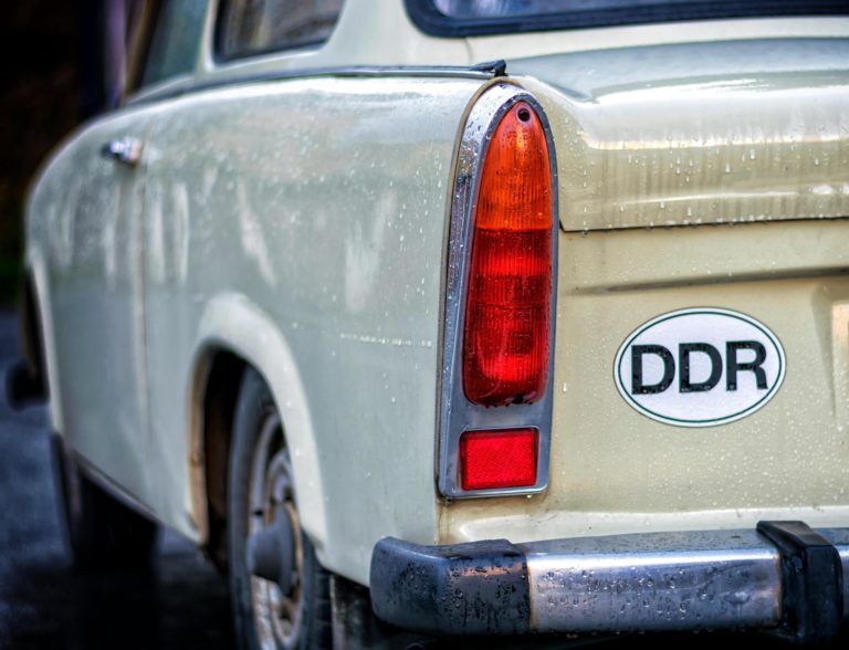 „Worin unsere Stärke besteht“ – Eine Ausstellung mit Werken von „50 Künstlerinnen aus der DDR“