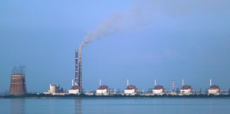 Faschisten beschießen das Kernkraftwerk Saporoschje, das wieder am Netz, weiter