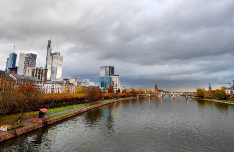 Fotoreportage: Highlights einer Flusskreuzfahrt – Mit MS Viva Tiara auf dem Main (Frankfurt, 20.11.2022)