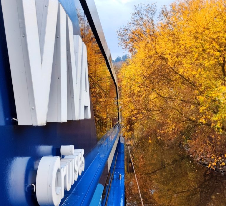 Fotoreportage: Highlights einer Flusskreuzfahrt – Mit MS Viva Tiara auf dem Main (Wertheim, 17.11.2022)
