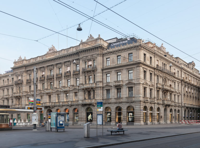 Fallobst? Banken! – Die Aktien der Credit Suisse Group AG stürzen ab – Rekordtief!