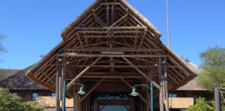 Lohnarbeiter der EW Discover GmbH streichen Flüge zum Flughafen Kruger-Mpumalanga International