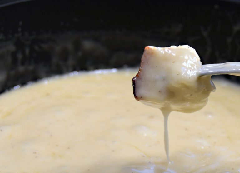 Kommentar: Der Schweizer Käse mit den Stimmen der Völker beziehungsweise den Stimmen der Volksvertreter ist den Kapitalisten an der Wall Street Wurst