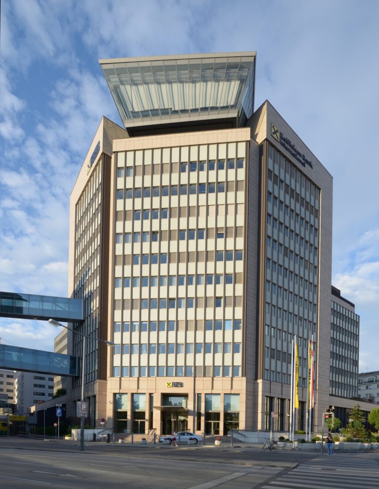 „Die Bankenkrise 2023 hat erst begonnen“ (Karin Kneissl)