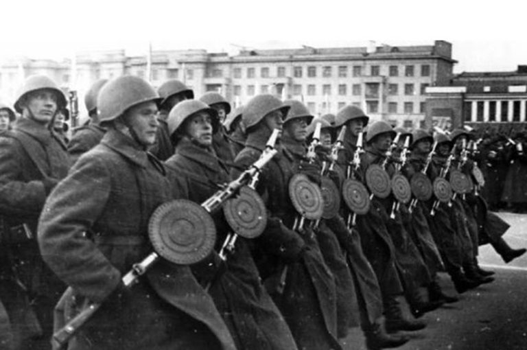 Zum 80. Jahrestag der Befreiung der Stadt Leningrad von der faschistischen Blockade