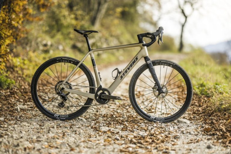 Das „E‑Getaway“ genannte leichte Fahrrad mit E-Motor von der Stevens Vertriebs GmbH
