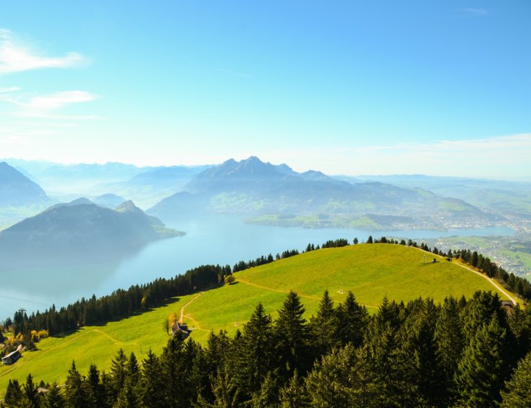 Die Schweizerische Eidgenossenschaft ist ein Kriegsstaat