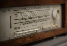 Volksempfänger, die nächste: ARD und ZDF als Zwangsbeglückung in sozialen Medien