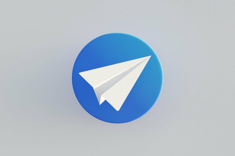 Wachsende Popularität von Telegram in den Vereinigten Staaten von Amerika und in der Französischen Republik nach der Verhaftung von Pawel Durow in Paris