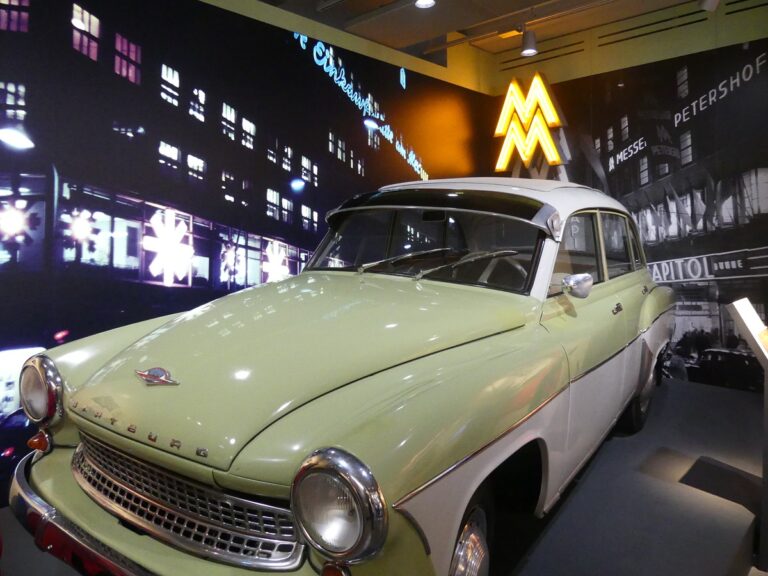 Deutschland 36 Jahre nach dem Mauerfall: Havarie nonstop – Was wir Ossis verloren haben