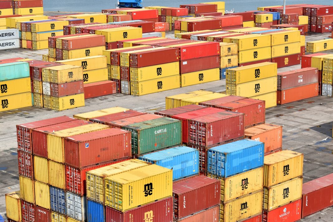 Container. Quelle: Pixabay, Foto: Thanasis Papazacharias