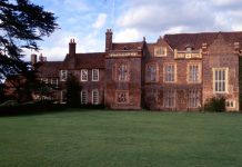 Sanktionen gegen Russen, Räuber in der Schweizerischen Eidgenossenschaft, Helikopter und Immobilien