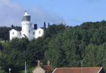 Sag mir, wo die Wetterstation in Lowestoft ist. Wo sind mehr als 100 Wetterstationen geblieben? Was ist geschehen?