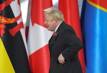 Wurde Alexander Boris de Pfeffel Johnson als Premierminister des VK vom Kapitalisten Christopher Harborne bestochen?