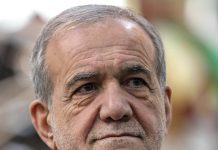 „In the name of God, the Compassionate, the Mercyful“ – Massud Peseschkian schrieb einen Offenen Brief in Englisch „To the people of the United States of America“